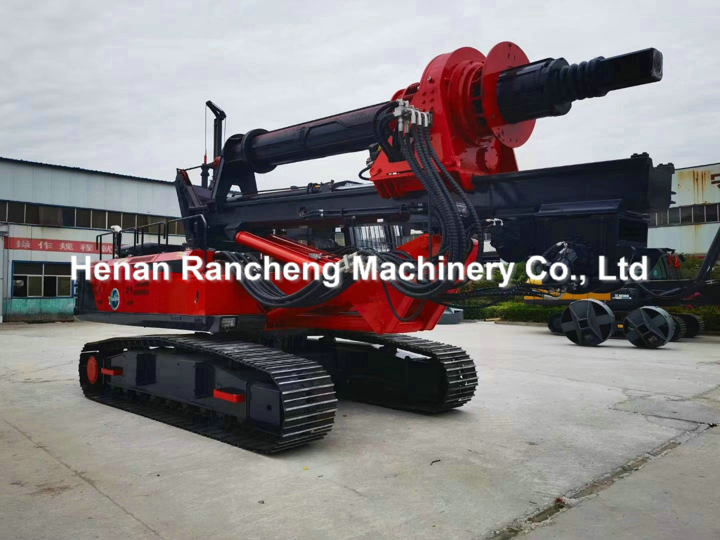 Hydraulic Small Rotary Drilling Rig 15m Bore Depth 110KW Diesel Engine