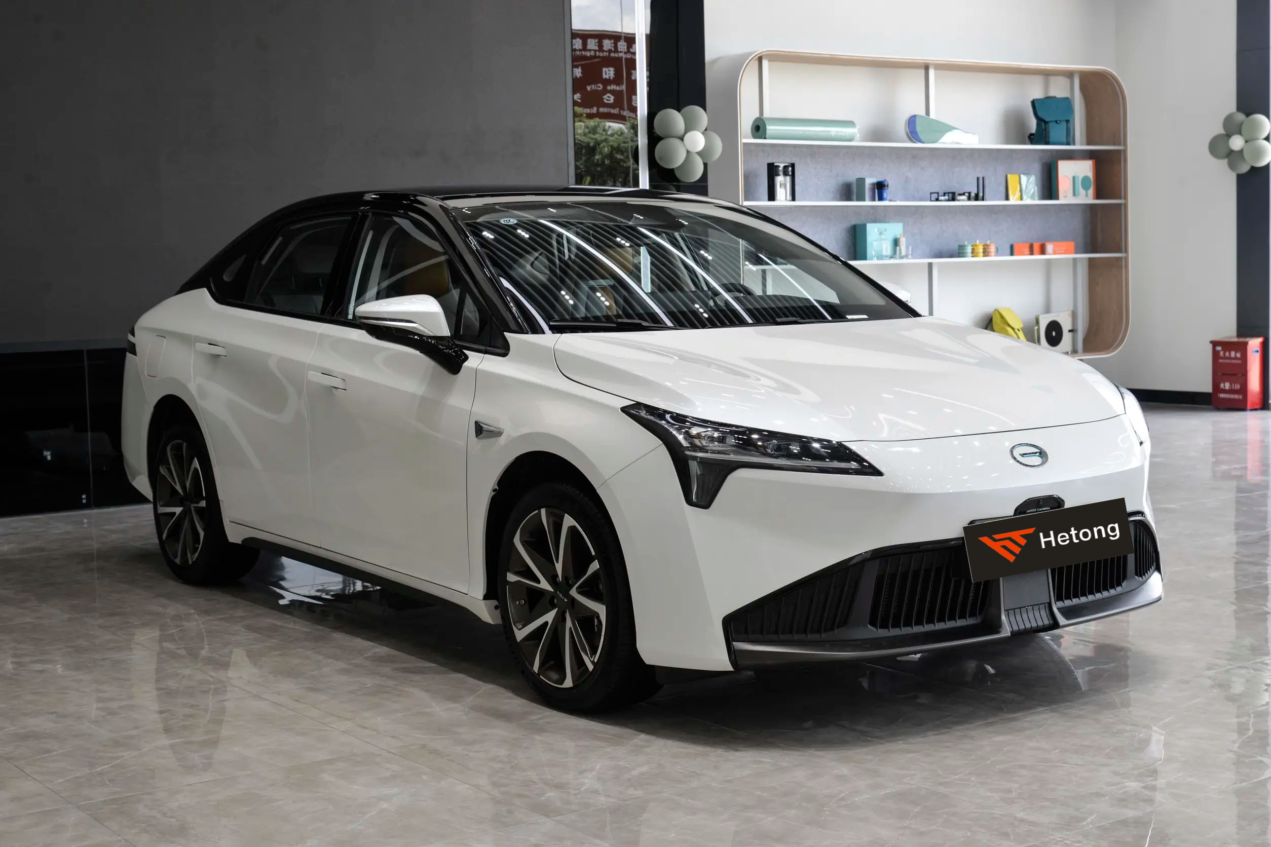 4500x1842x1746mm Size and 610km Mileage 2023 Gac Aion S Pure Endurance Compact Car