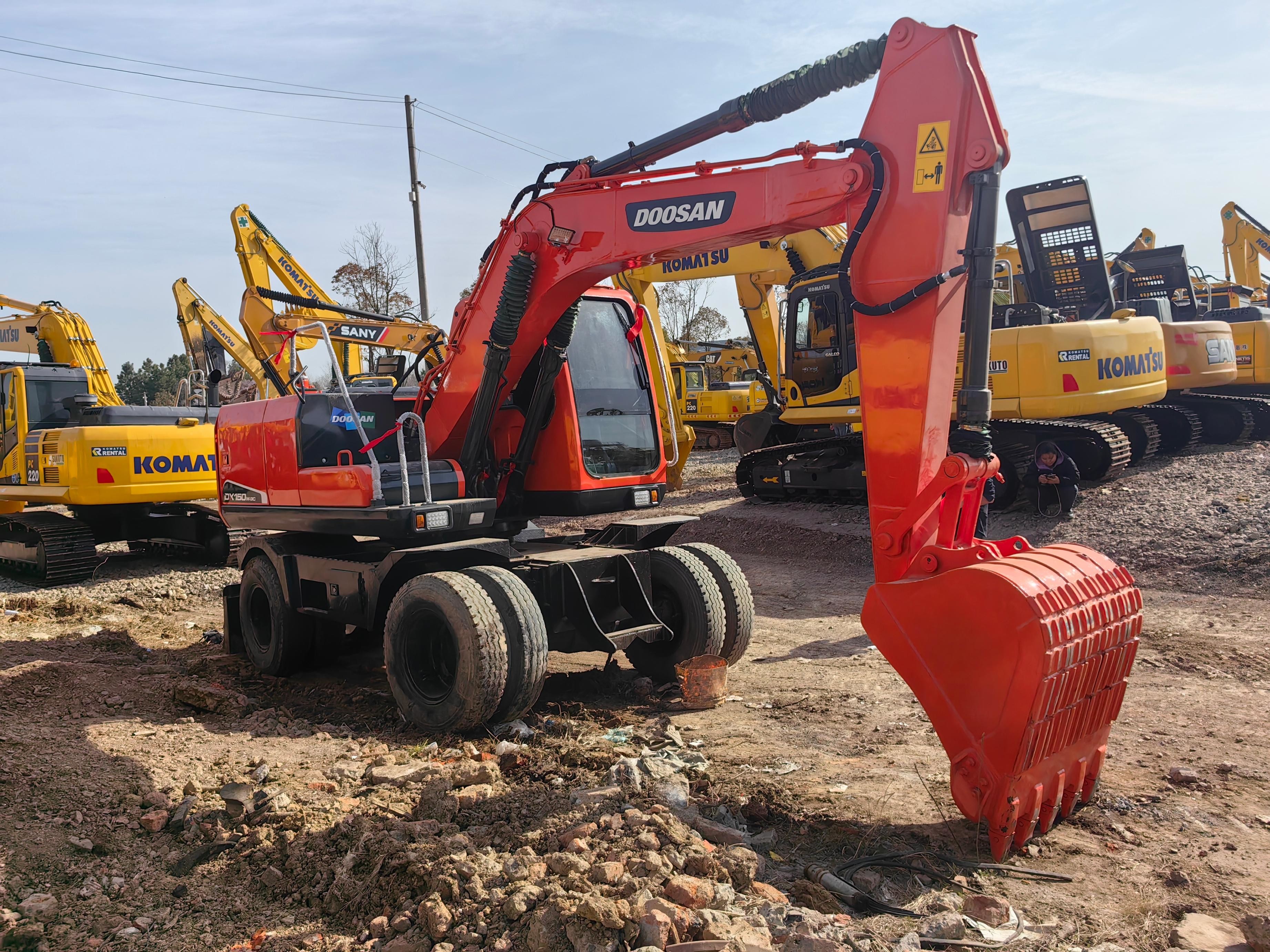 Original Korea Used Doosan Excavator DX150w 7 Excavator 13Ton Mining Excavator