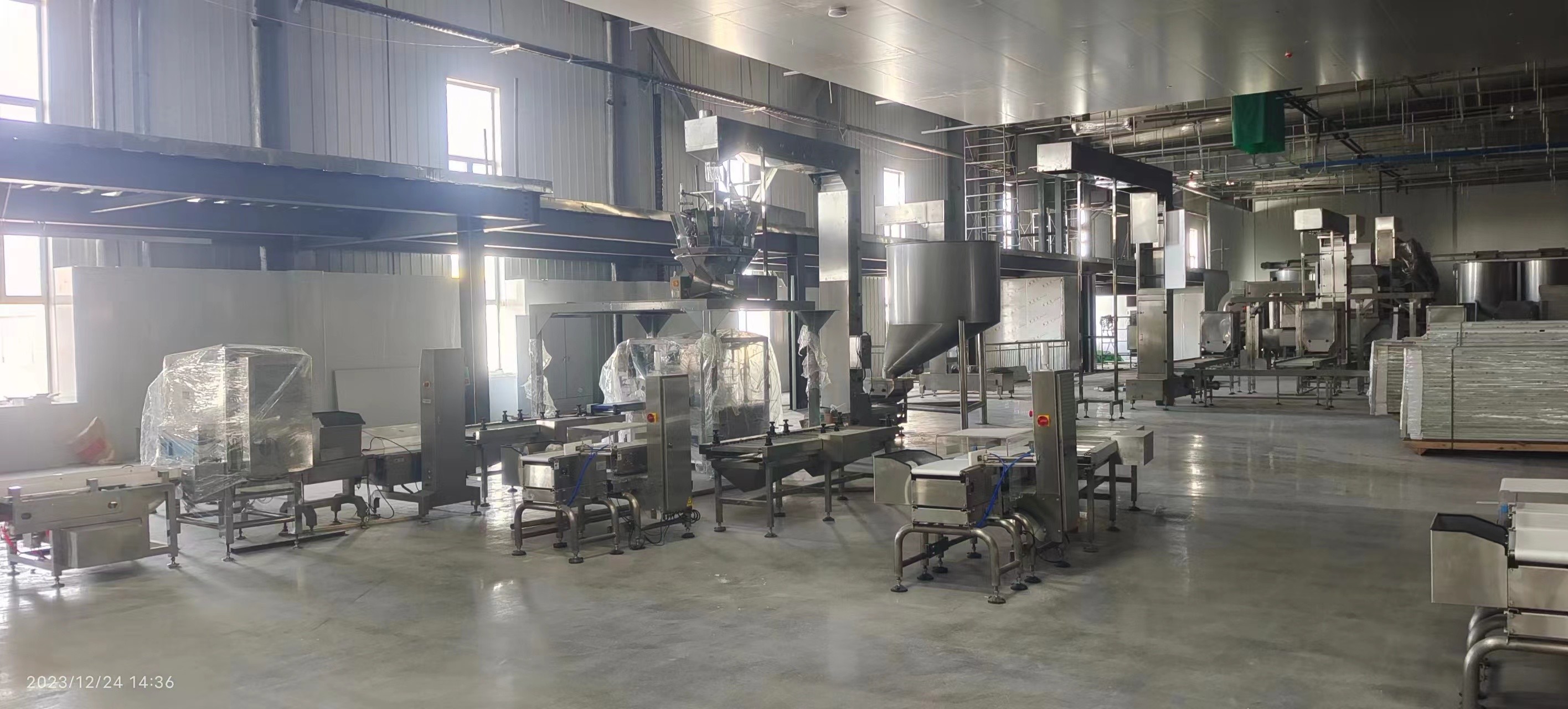380V Electric Output Vertical Automatic Packaging Machine With Three Side Seal