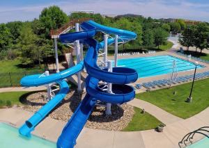China Children Swimming Pool Carnival Ride Fiberglass Water Slide wholesale