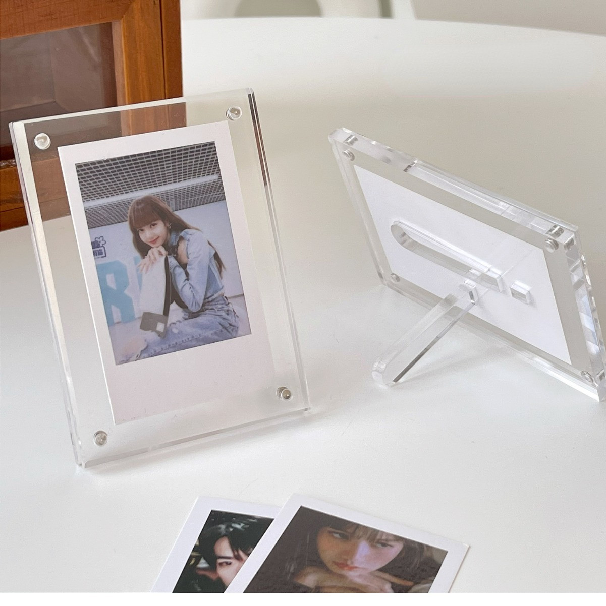 Decoration Floating Acrylic Photo Wall Frames 13'' X 16'' With Metal Standoffs