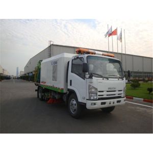 China Multifunction Road Sweeper Truck 5tons , Vacuum Sweeper Trucks With Washer wholesale