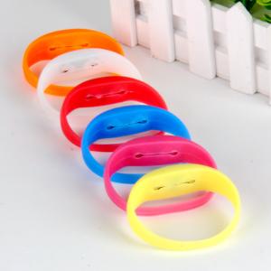 China wholesale glow bracelets radio remote controlled led wristbands wholesale