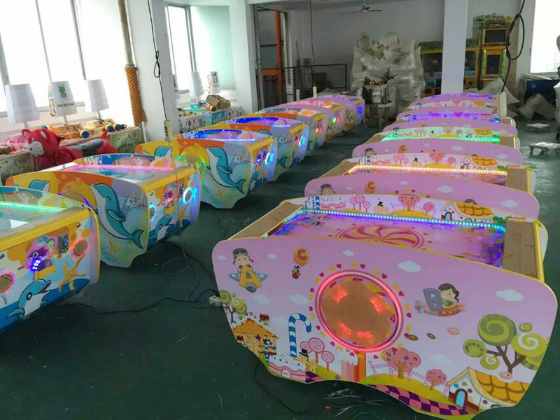 Metal Arcade Gaming Machines Table Mini Billiard Candy style Hockey Arcade Machine