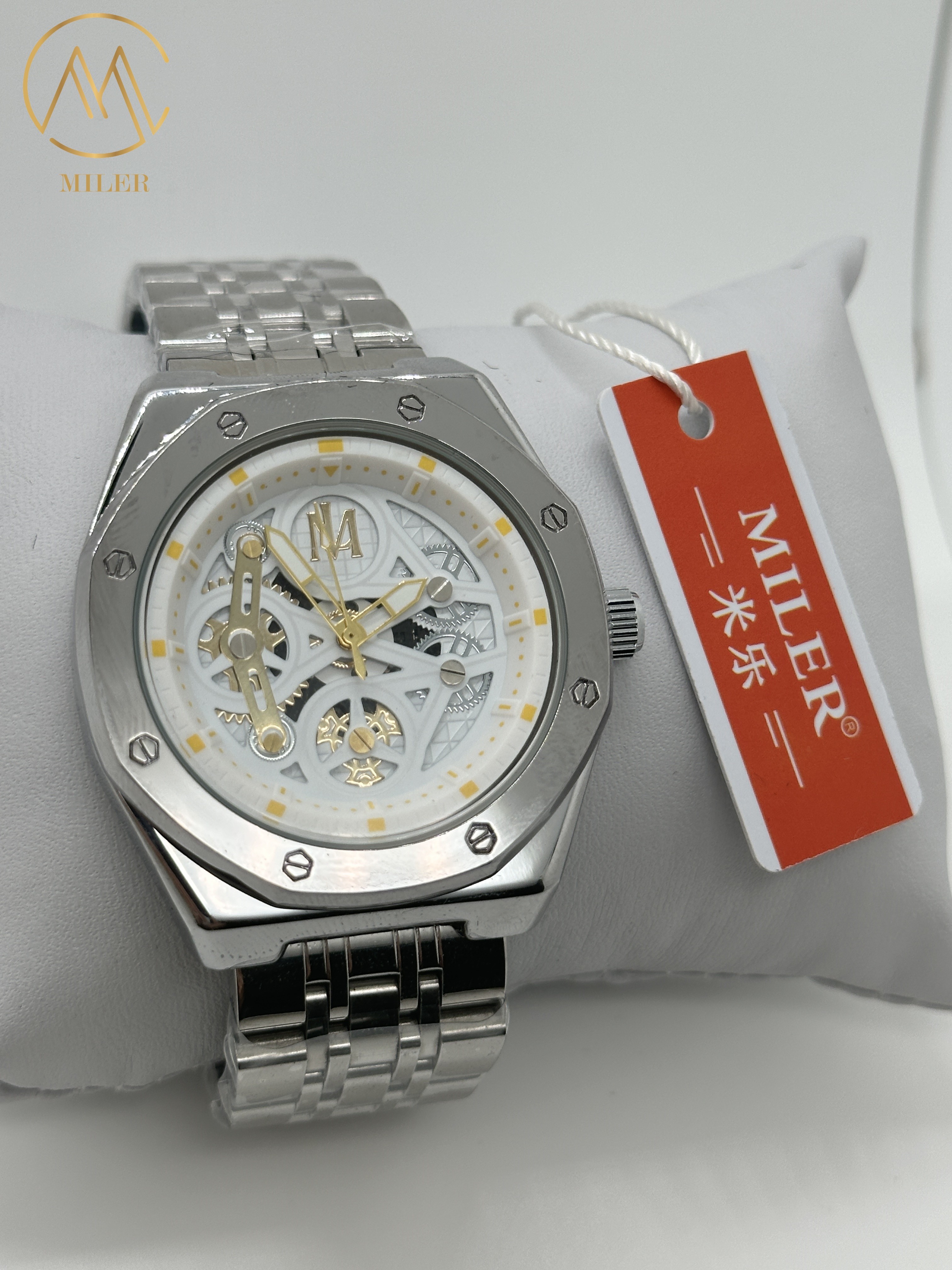 Hollowed Out Design Wrist Waterproof Quartz Movement Watch with Stainless Steel Strap