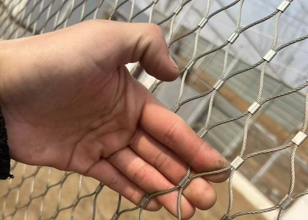 Light Weight 1.5mm Balustrade Cable Mesh SS304 Wire Rope Mesh