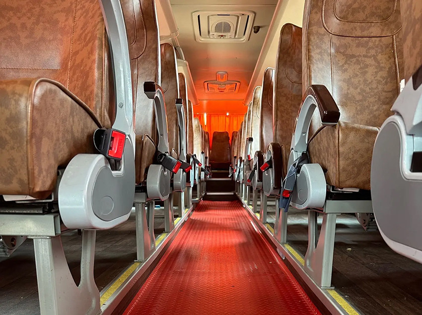 19 Seats Used City Bus Diesel Fuel Luxury Bus Second Hand Coaches