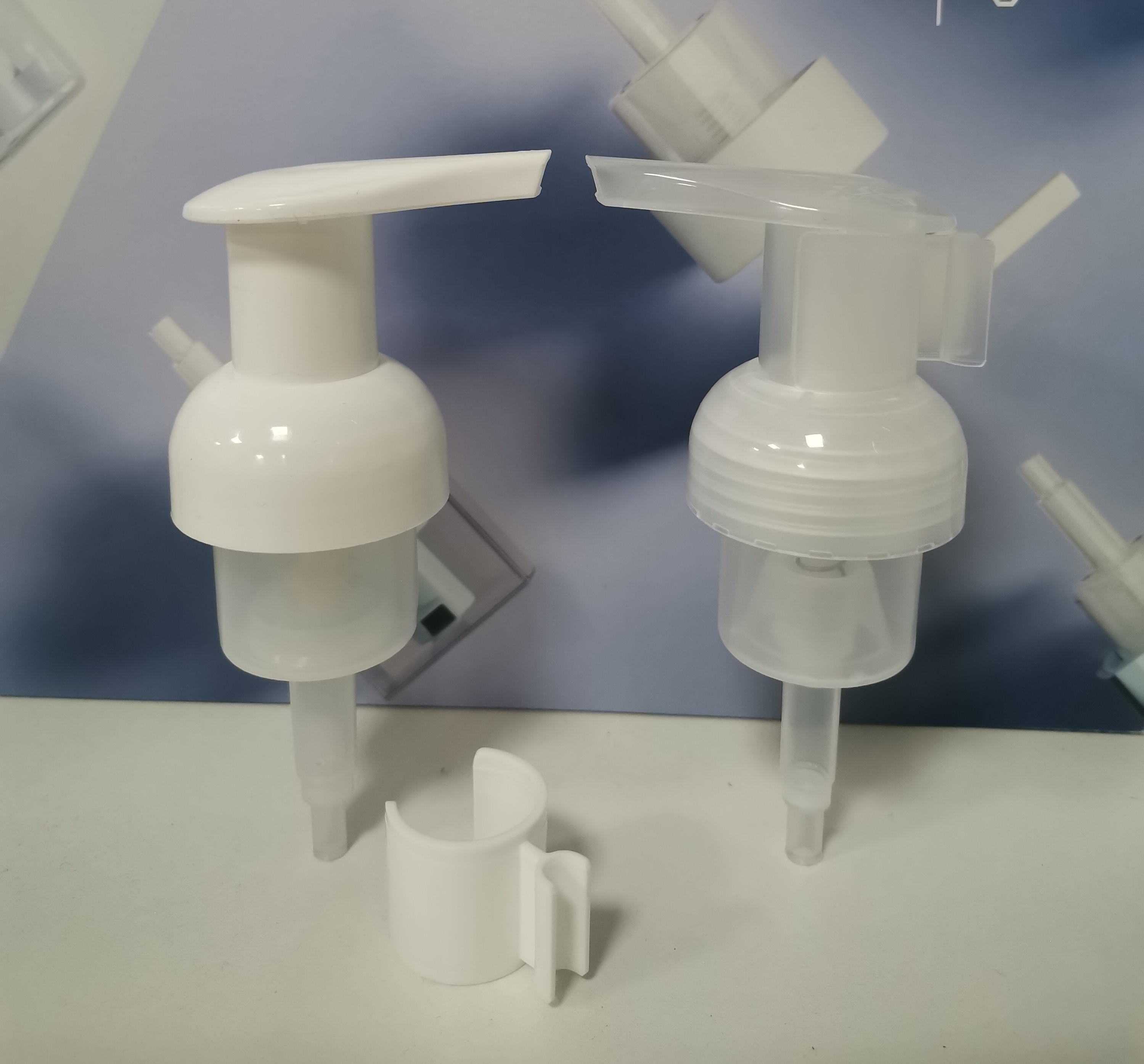 External Spring Plastic Lotion Pump Liquid Soap Dispenser with Screw Cap