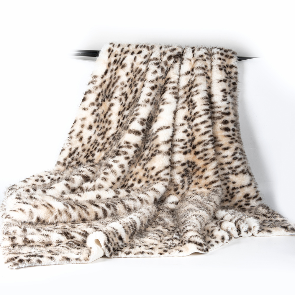 1050g/m Animal Printing Long Pile Faux Fur Fabric with Leopard Printing Mink Fur