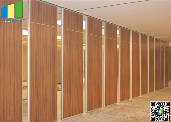 Wooden 65MM Sliding Partition Walls Melamine Finish Multi Color