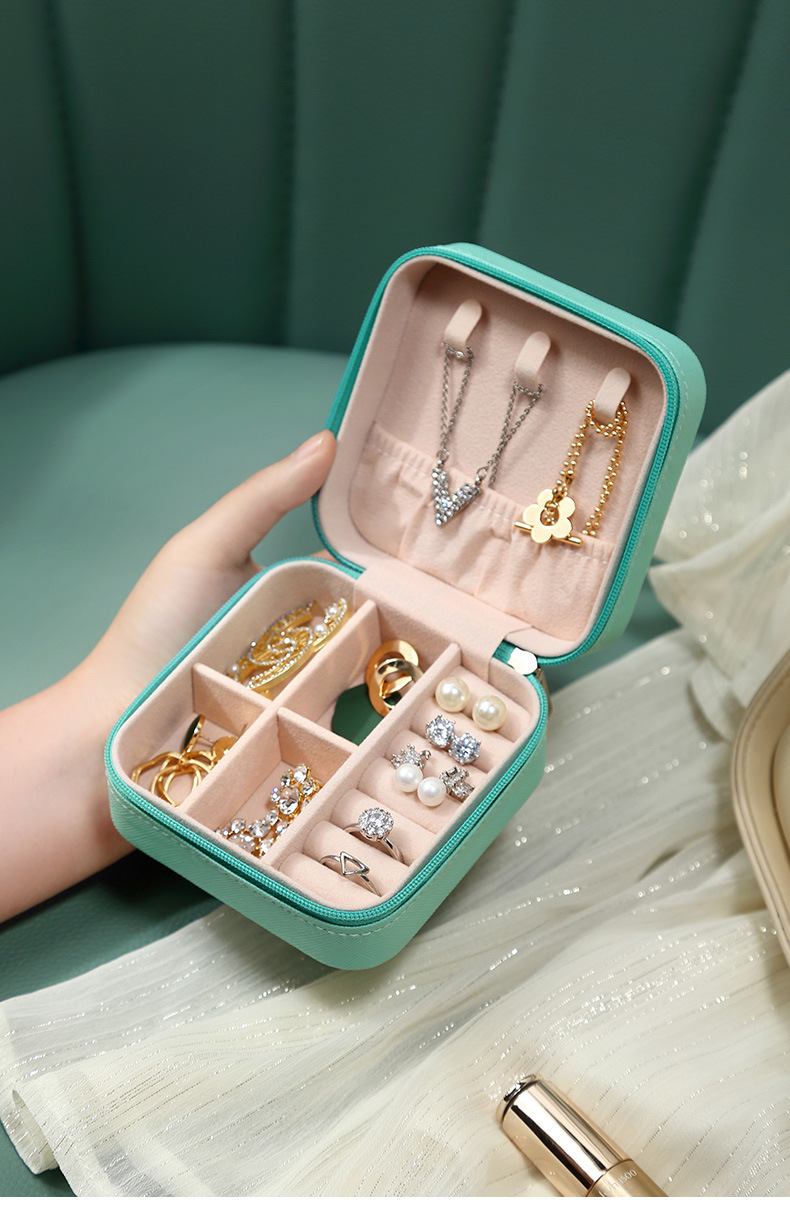 Square PU Leather Travel Jewelry Box Organizer For Rings Earrings Necklace Storage