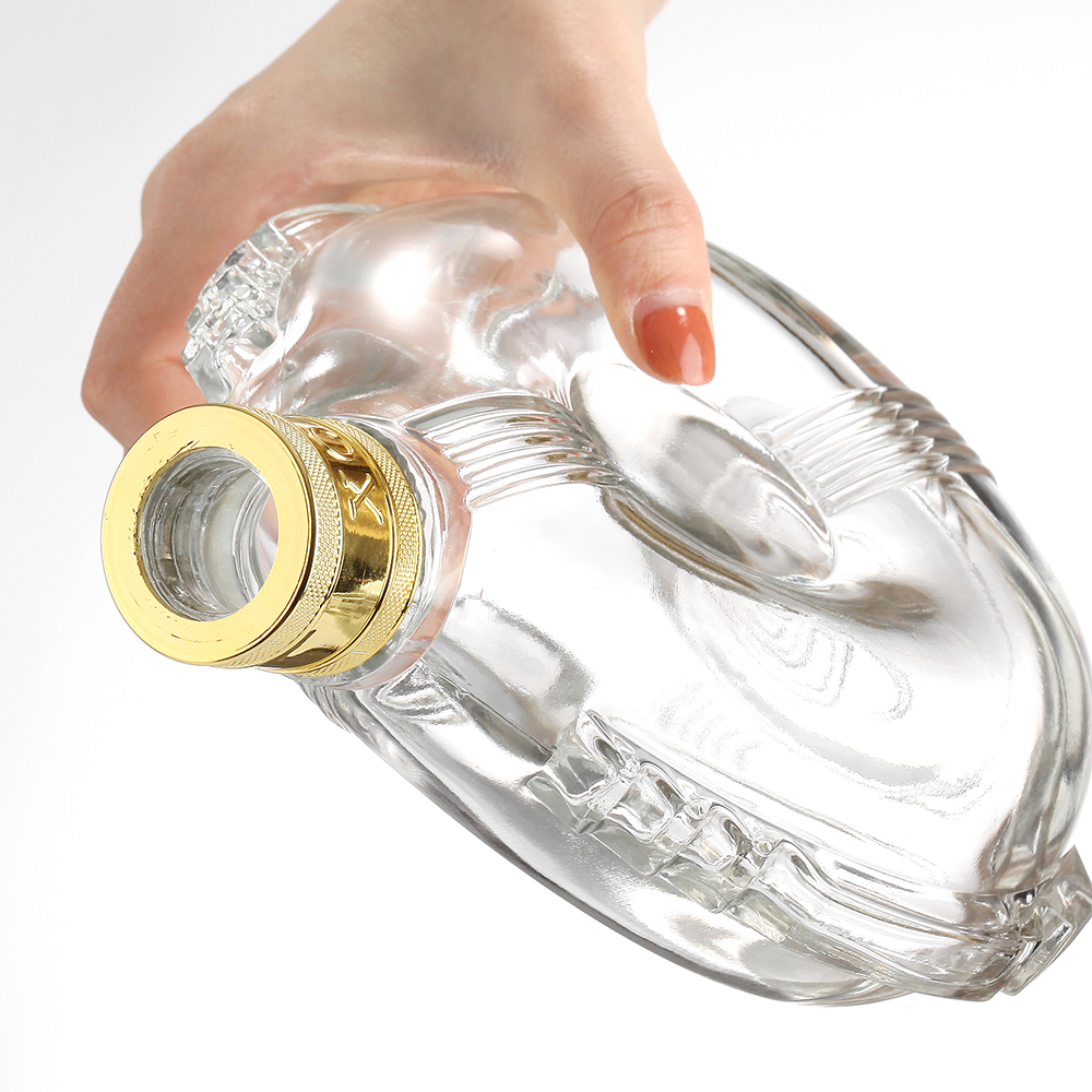 Direct Sale 500ml End Liquor Glass Bottle with Cork Seal and Cosmetic Packing