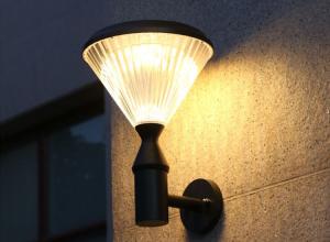 China Diamond Cover Solar Wall Lights Outdoor Waterproof Solar Modern Style Simple Garden Villa LED Wall Lamp wholesale
