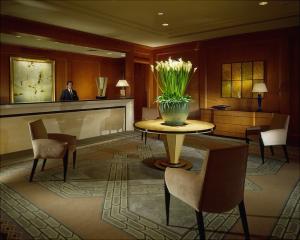 China 5 Star Hotel Reception Area Furniture Unfolded With Solid Chair wholesale