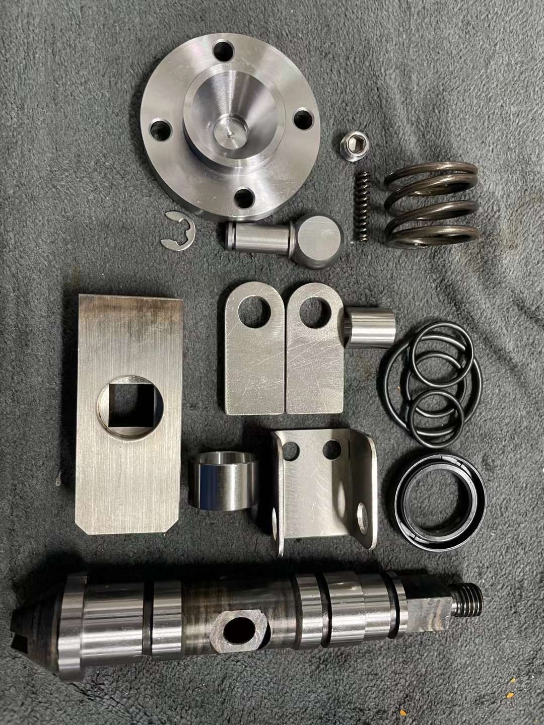 Ship Crane Hydraulic Parts HP08 Reversing Valve And HCB08 Balancing Valve Block Accessories Supplier