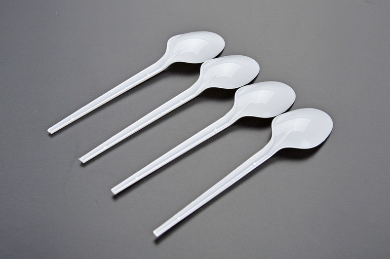 Disposable spoon long handle plastic spoon white color spoon
