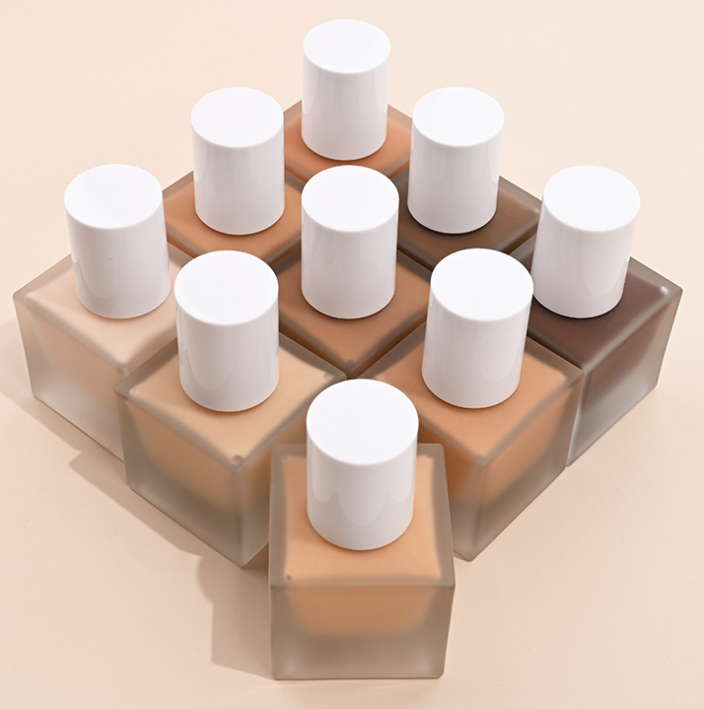 OEM / ODM Hot Selling 100 Shades Foundation Lightweight Organic Vegan Makeup Foundation Customize Your Own Makeup Foundation