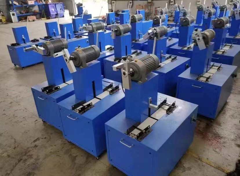 Fast And Efficient Hose Cutting Machine 350*2.8mm Cutting Blade Diameter