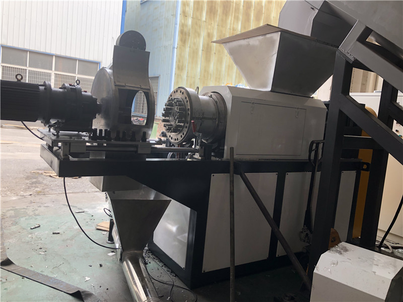 PP PE Plastic Recycling Washing Machine 200kg/H Plastic Scrap Dryer Machine