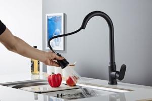 China Rotatable Pull Put Black Sink Tap Faucet wholesale