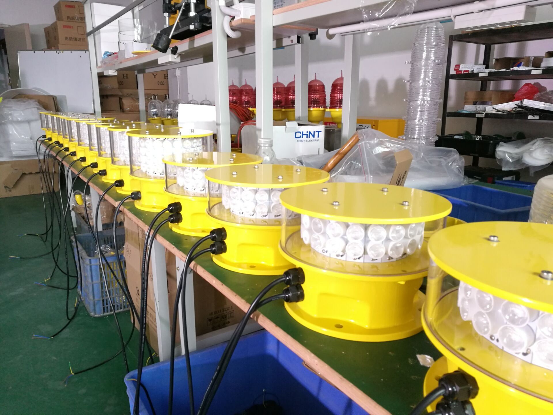 Red Aviation Led Lights Built-In Photocell For Day / Night Operation