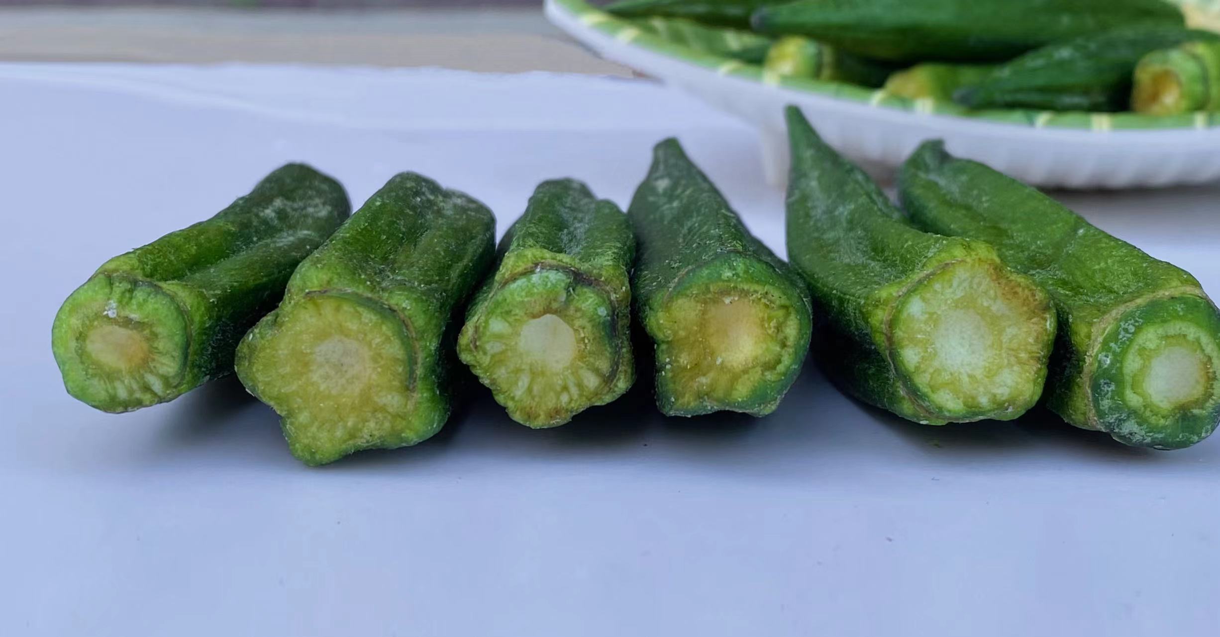 Fresh and Natural Dried Vegetables Organic Snacks Low Temperature Vacuum Fried Okra