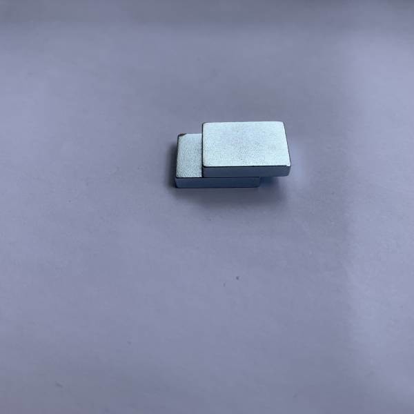 ISO9000 Permanent N38 NdFeB Magnet Sintered Generator Neodymium Magnet