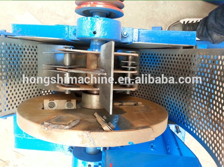 diferent capaciyu for your reference 1-10mm mesh wood crusher used