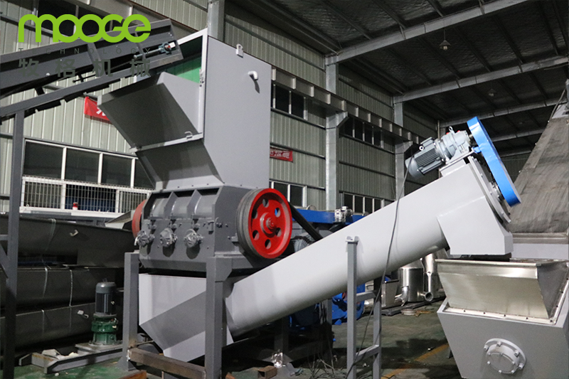 PP PE Film Recycling Machine Crusher Shredder Wash Line Film