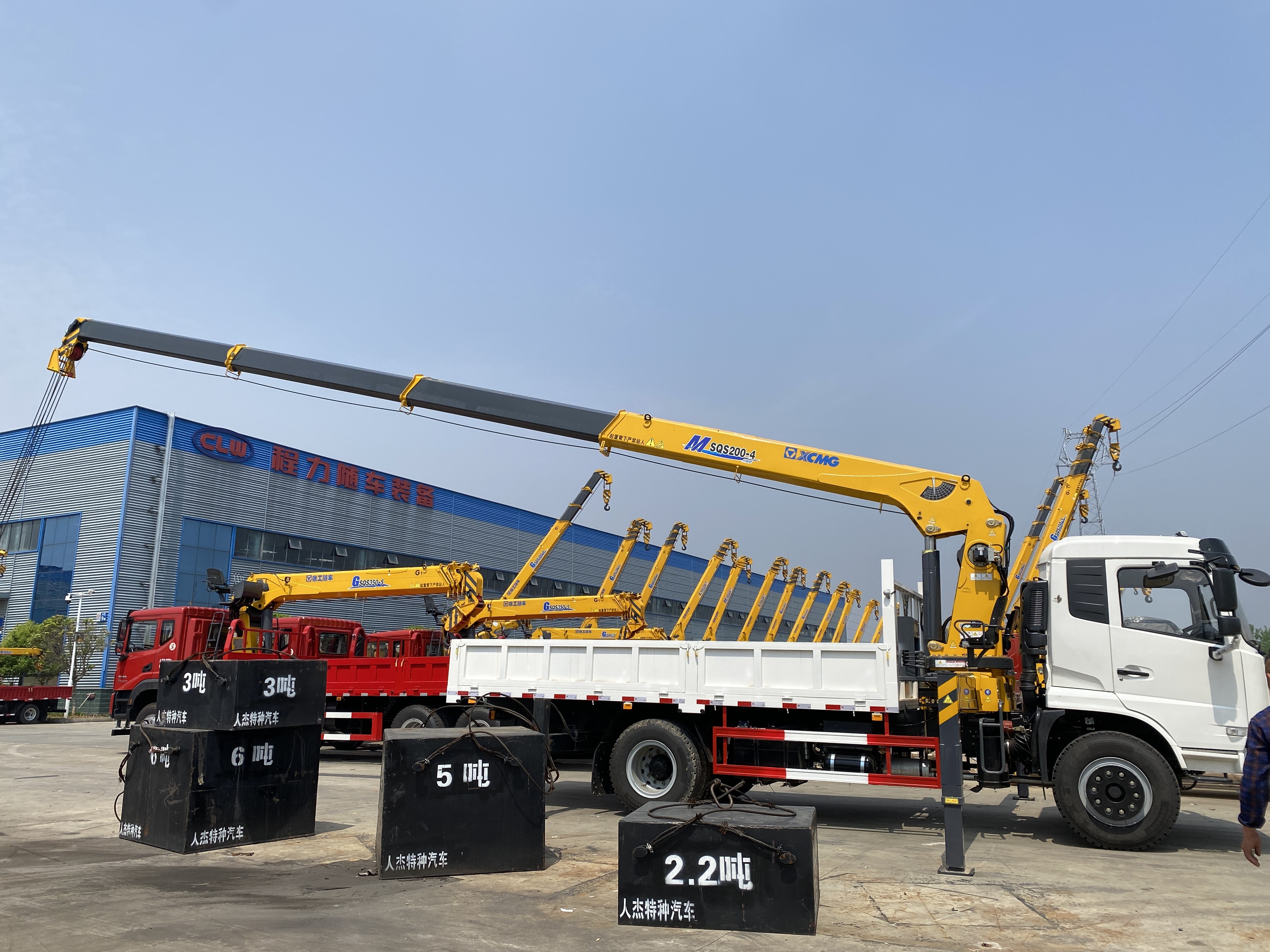 Mobile Cranes 25 Ton Mobile Telescopic Boom Truck Crane In China
