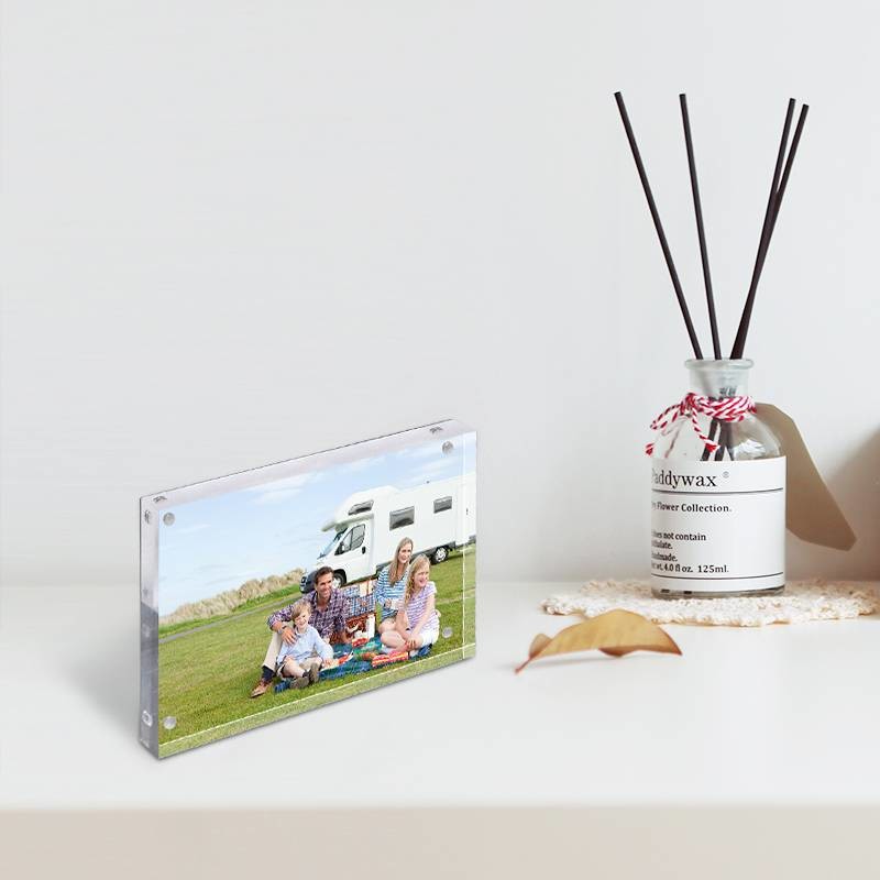 ODM Clear Acrylic Magnetic Picture Frames Holder A5