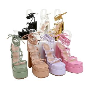 China Comfortable Womens Footwears , Ankle Hiking Boots With Flat Heel wholesale