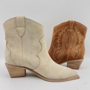 China Fashion Womens Leather Dress Boots Brown / Beige With Flower Embroidery wholesale