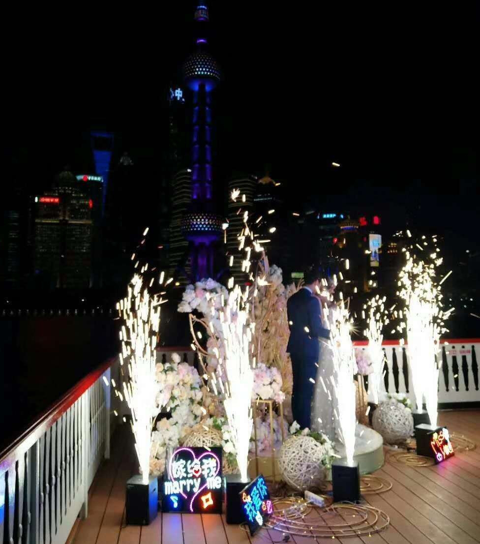 600W Stage Spark Machine Cold Sparklers Support Remote Control And Console Control