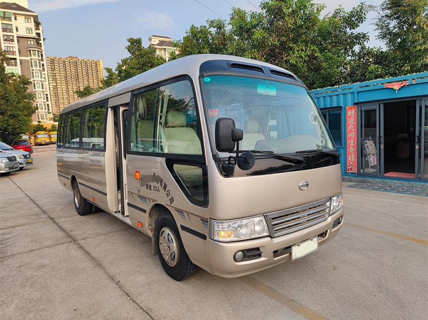 Diesel Used Mini Coach 15-23 Seats Left Hand Drive Mini Bus