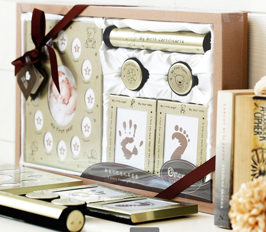 Newborn Baby Handprint and Footprint Photo Frame Kit with an Baby-safe Ink Pad baby birth certificate keepsake