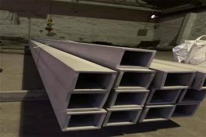 China Construction Galvanized Steel Hollow Sections Rectangular Welded Steel Pipe wholesale