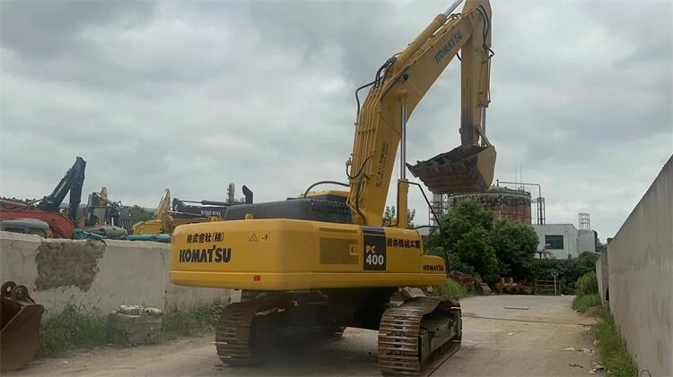 Komatsu400-8 Second-hand Crawler Excavator with Cummins Engine and Good Work Performance