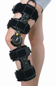 China Universal Size Left Or Right Medical Knee Brace Telescopic Post Op Black Color wholesale