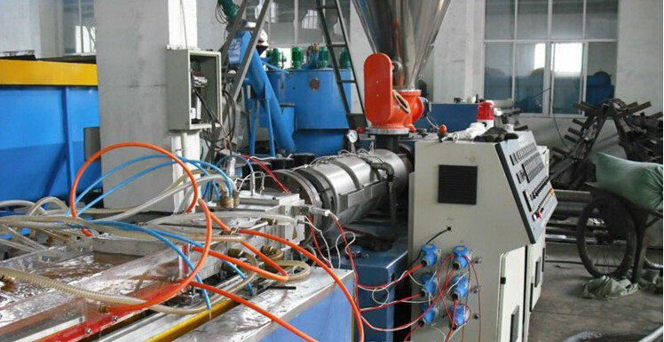 Wood Plastic Composite Profile Production Line , Composite Profile Making Machine & Profile Extruder