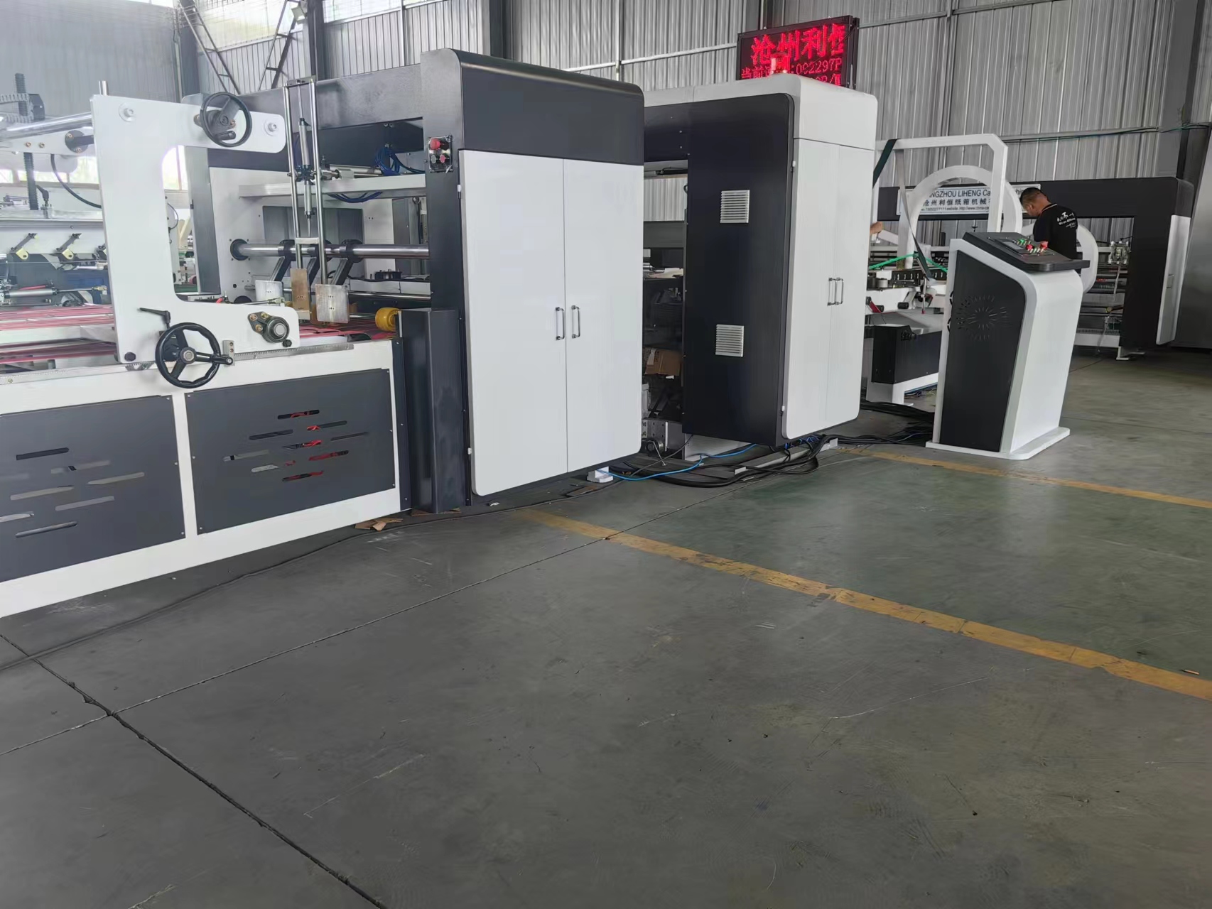 Gluing Machine for Customers' Demand Automatic Folder Gluer Stitcher Carton Stitching