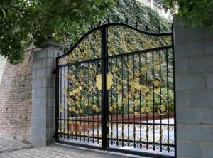 China Custom Design Wrought Iron Fence Gate Waterproof Environmentally Friendly wholesale
