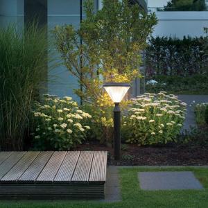 China Aluminum 2000mAh Solar Garden Light Waterproof LED Solar Lawn Light wholesale
