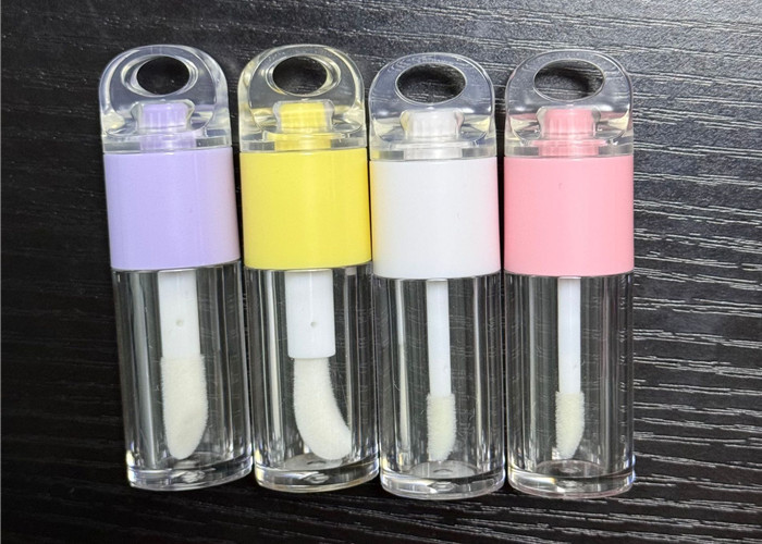 Keychain Hole Shape Cap 4ml Thick Round Lip Gloss Rod Tube Unique Large Brush Lip Gloss Bottle Lip Gloss Container