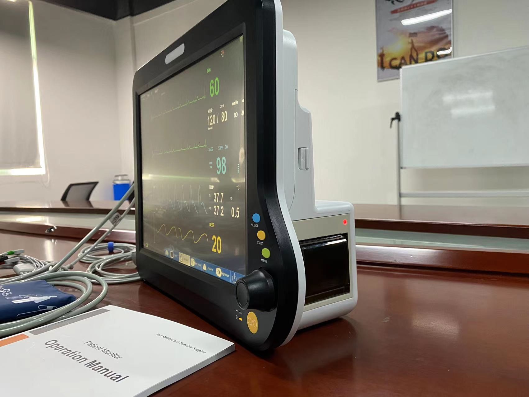 Multilingual Multi Parameter Patient Monitor For General Ward Clinic