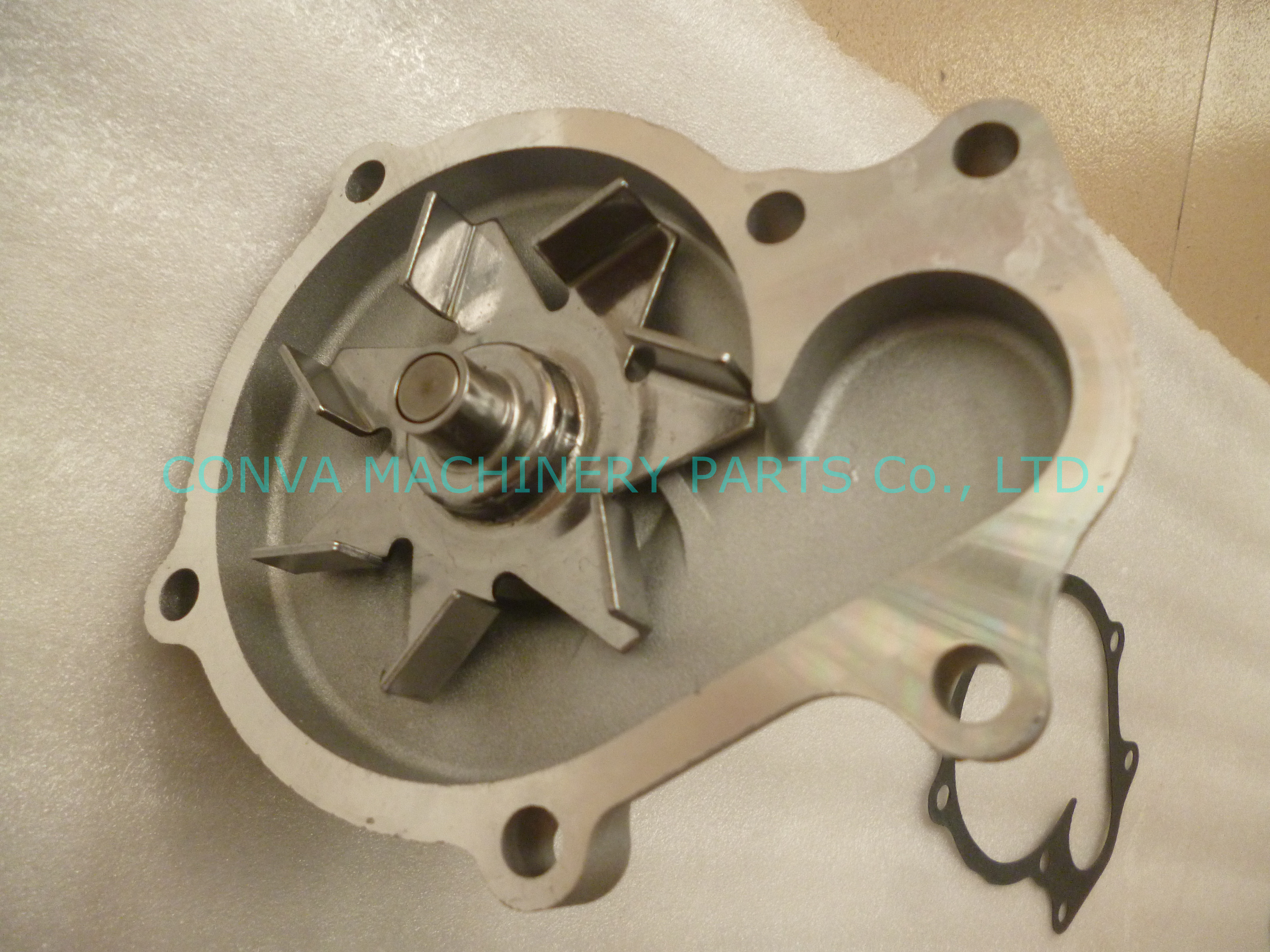 Automotive Kubota V3300 Water Pump Kubota V3300 Engine Parts Eco Friendly