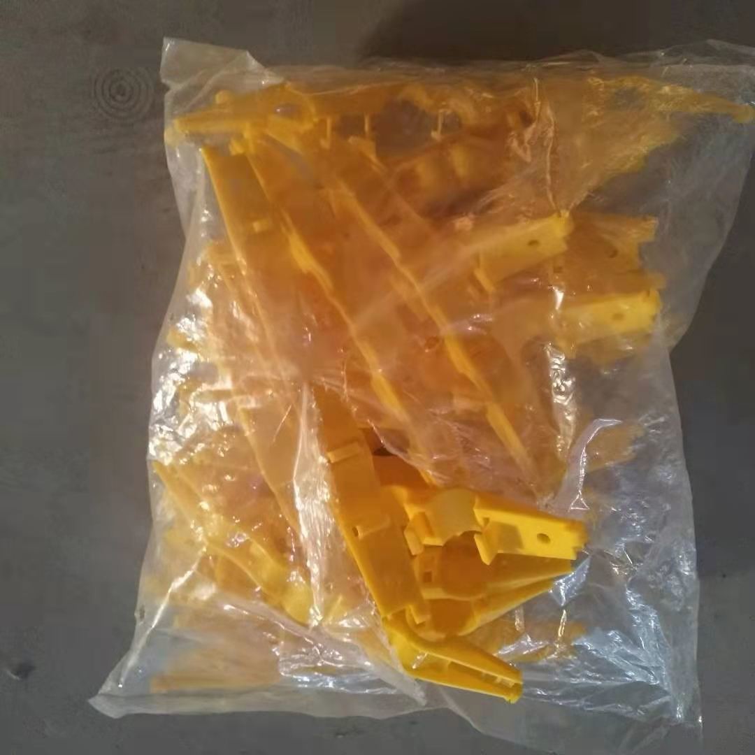Nipple Drinking System Polypropylene Poultry Hook