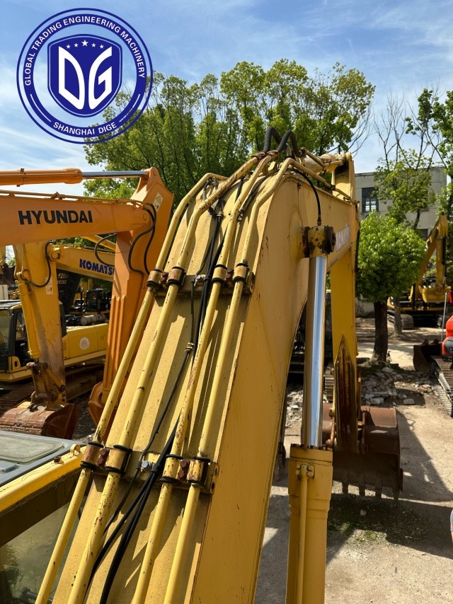 Komatsu PC240 Used Crawler Excavator Automated Fuel Management System