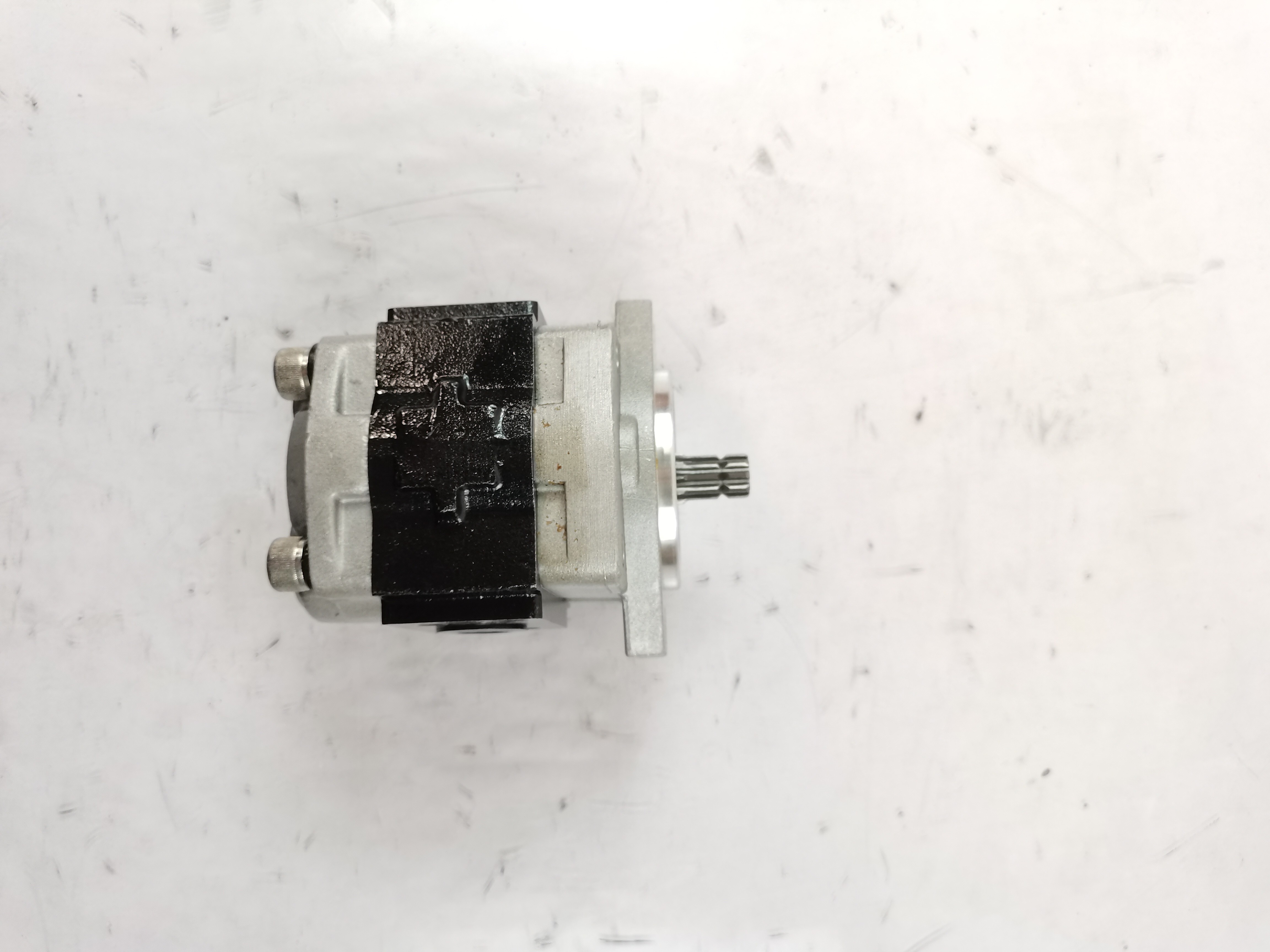 CBHZA-28.2-AF10 Komatsu Gear Pumps GD605A GD655A WA100 WA100SS WA100SSS WA120 WA120L WR11 WR11SS